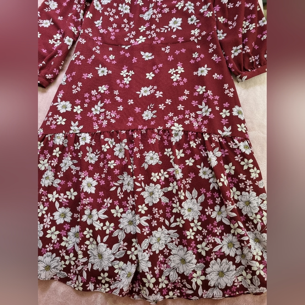 Maggy London Petite Dress Red Floral Printed Midi, Size (14P). - Picture 5 of 10